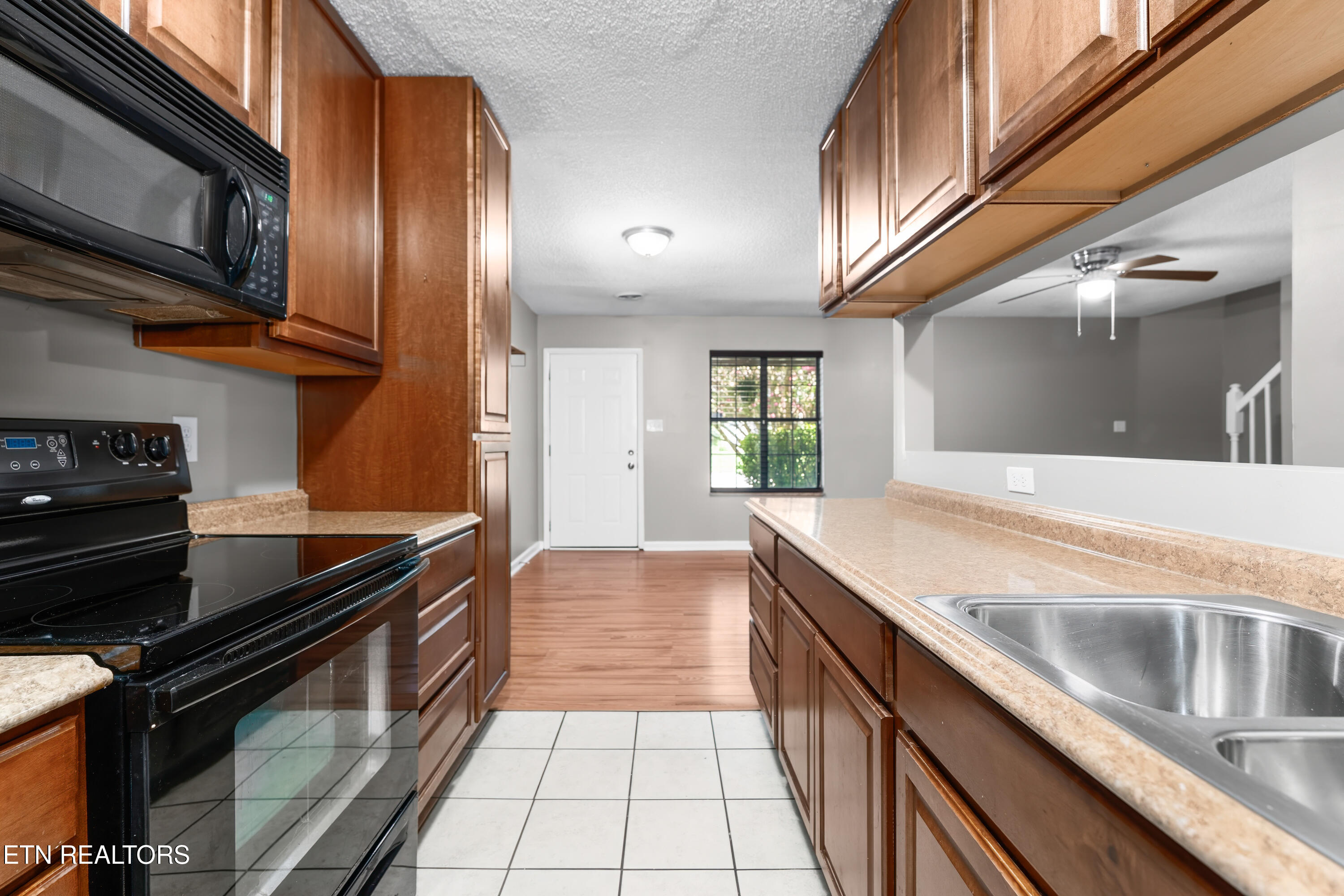 2702 Sood Road, Unit 1 Knoxville, TN 37921 - Photo 8 of 33 Knoxville townhouses