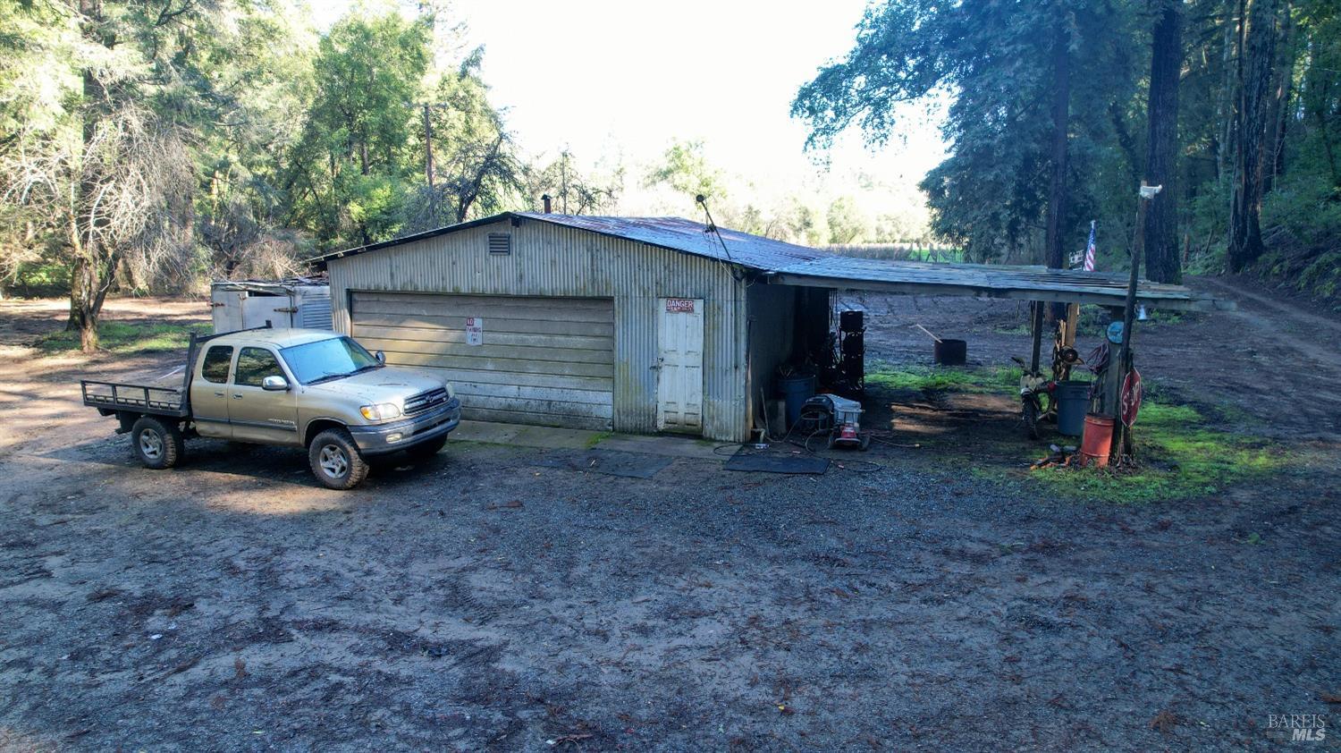 1490 Felta Road Healdsburg, CA 95448 - Photo 12 of 16