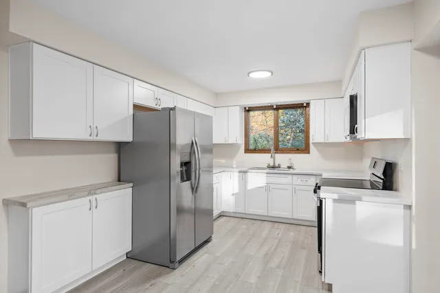 $675,000 | 12947 West Oak View Court, Homer Glen, IL 60491