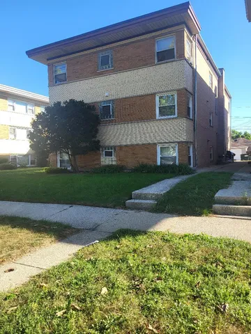 $79,900 | 3512 Warren Avenue, Unit 5, Bellwood, IL 60104