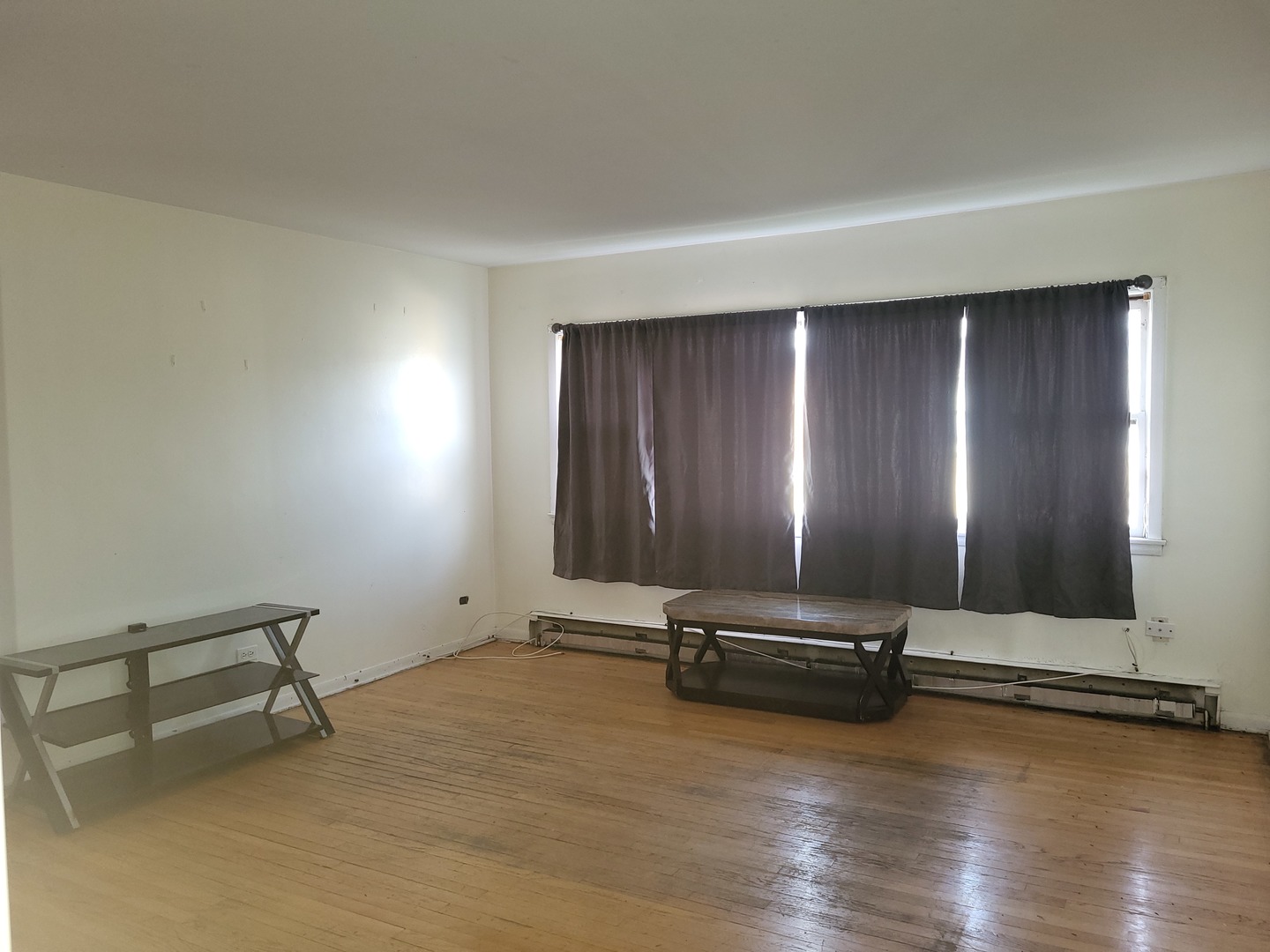 3512 Warren Avenue, Unit 5 Bellwood, IL 60104 - Photo 4 of 7 a view of a room with gym equipment