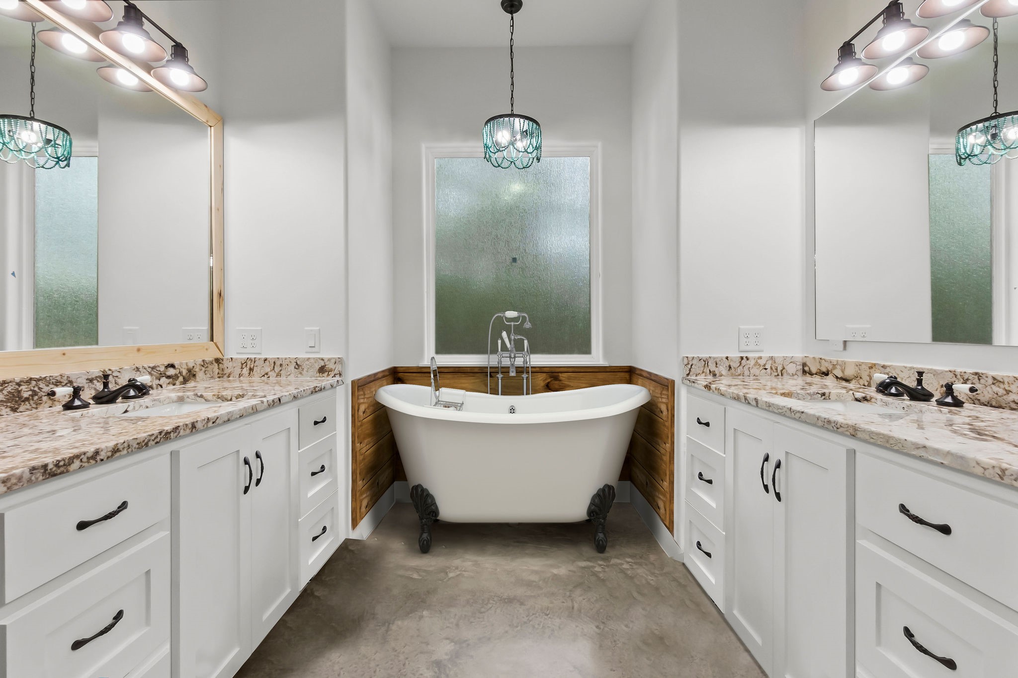 393 Hanson Road Onalaska, TX 77360 - Photo 32 of 38 a bathroom with a sink and a mirror