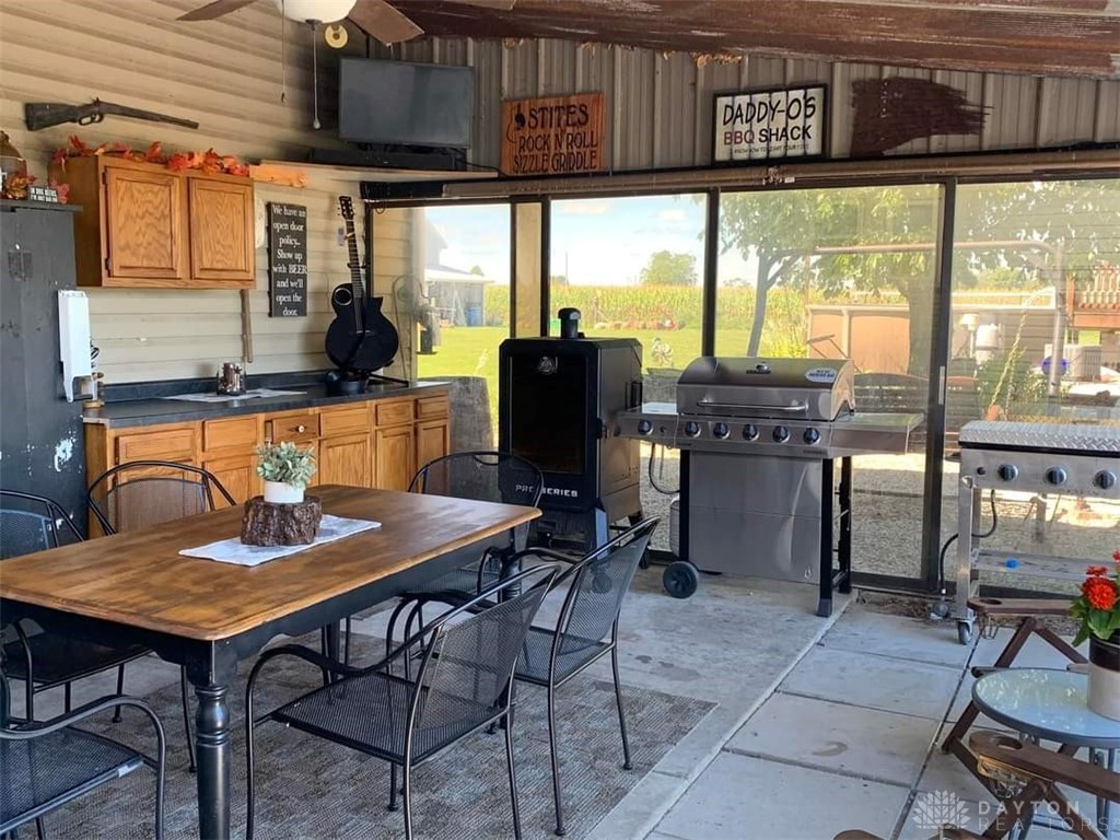 4790 Grubbs-Rex Road Arcanum, OH 45304 - Photo 16 of 41 Outdoor kitchen
