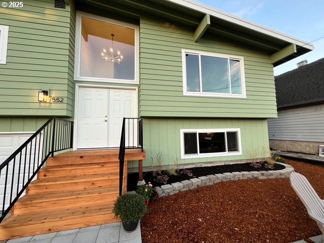 552 West D Street Springfield, OR 97477 - Photo 4 of 29 a front view of a house with street