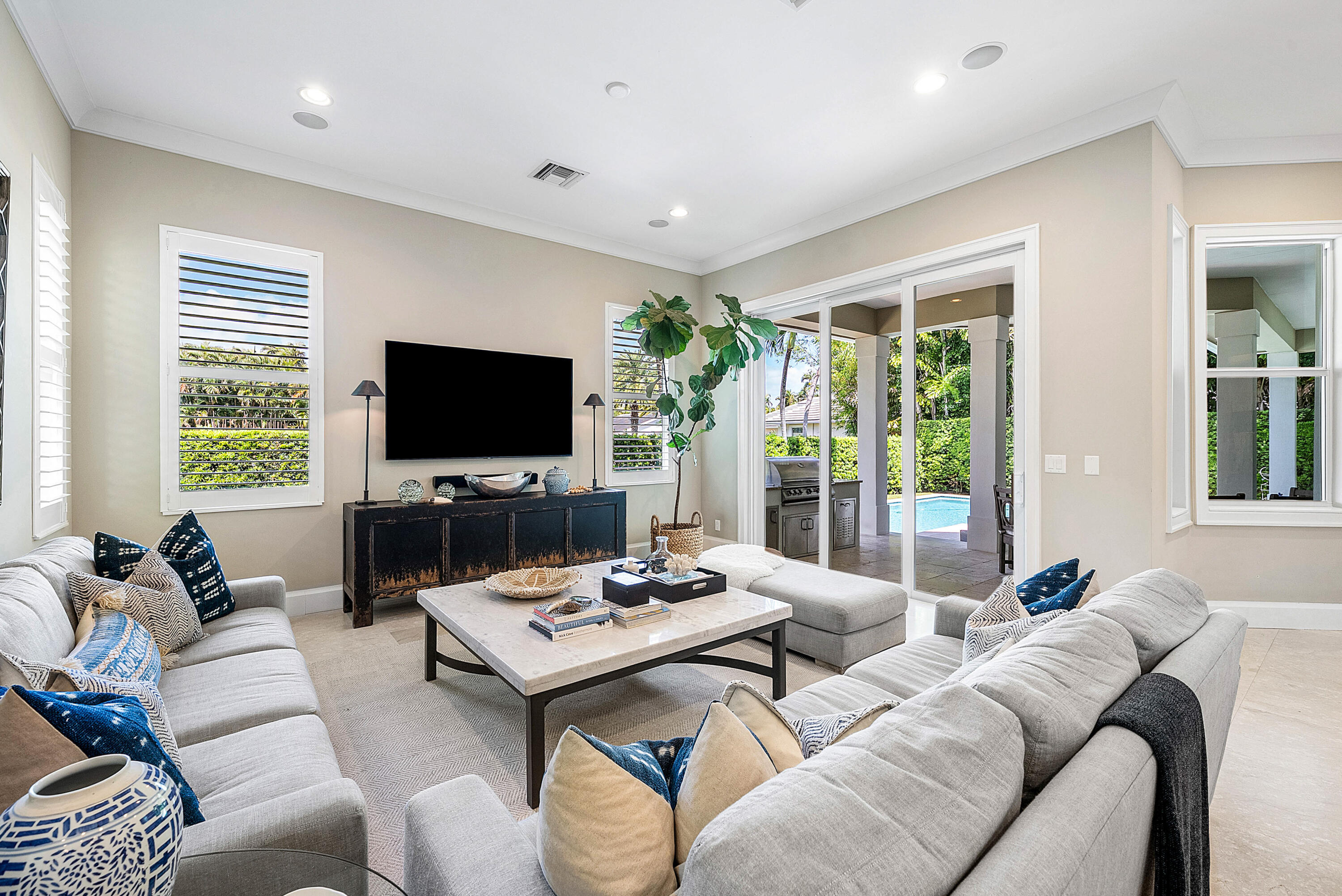 33 Spanish River Drive Ocean Ridge, FL 33435 - Photo 11 of 49 Family Room
