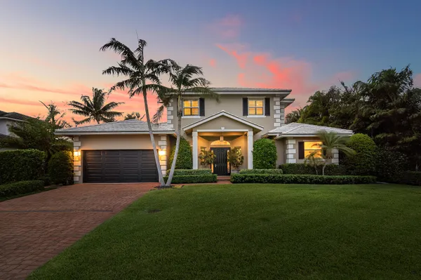$3,595,000 | 33 Spanish River Drive, Ocean Ridge, FL 33435
