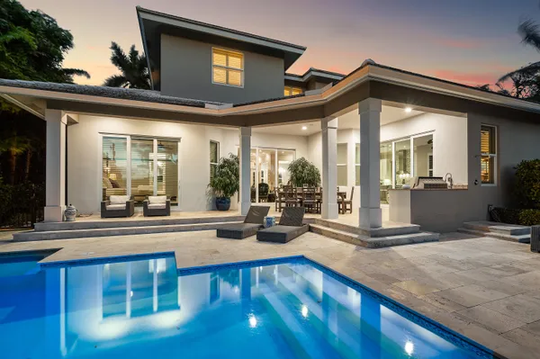 $3,595,000 | 33 Spanish River Drive, Ocean Ridge, FL 33435