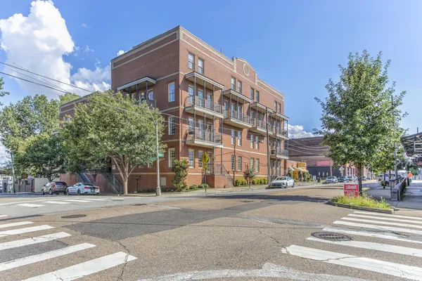 $425,000 | 65 East Pontotoc Avenue, Unit 303, Memphis, TN 38103