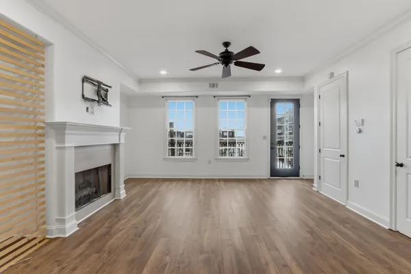 $425,000 | 65 East Pontotoc Avenue, Unit 303, Memphis, TN 38103