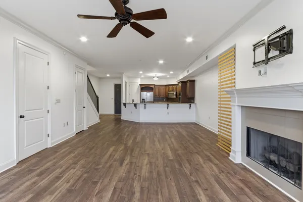$425,000 | 65 East Pontotoc Avenue, Unit 303, Memphis, TN 38103