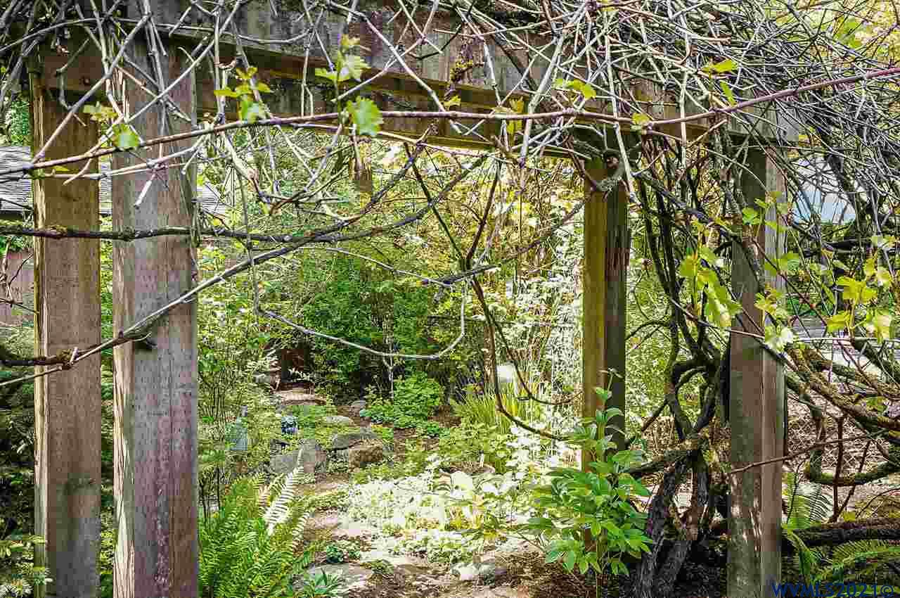 1620 27th Avenue Southwest Albany, OR 97321 - Photo 22 of 37