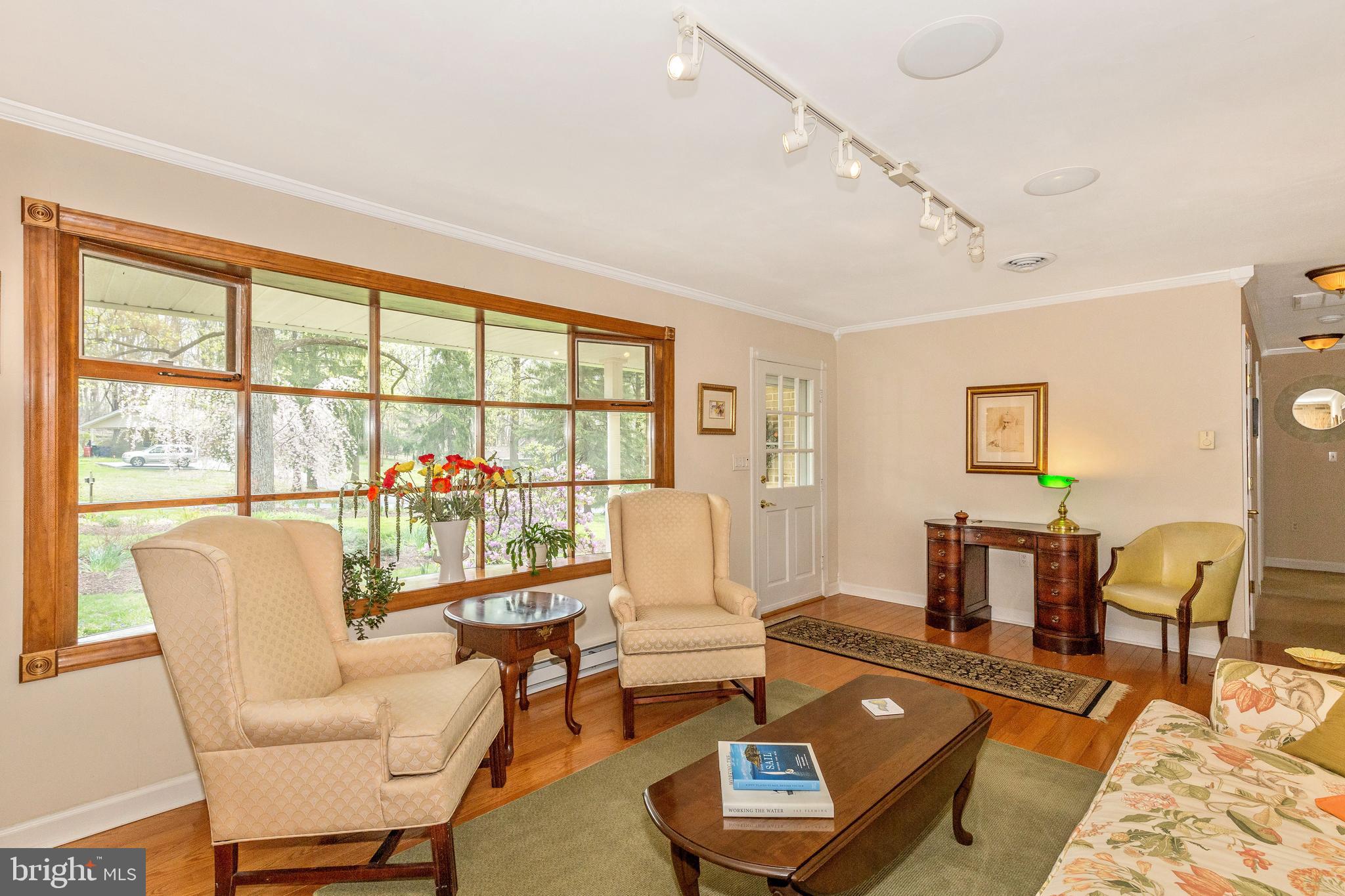 5506 Woodlyn Road Frederick, MD 21703 - Photo 7 of 51 a living room with furniture and a window