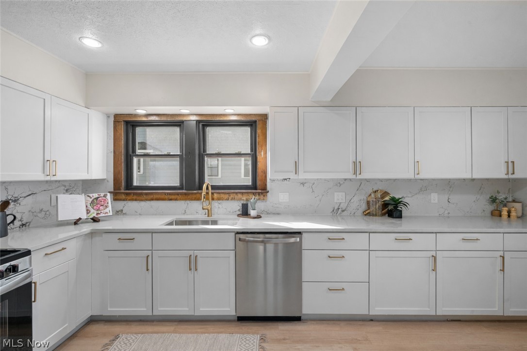 2206 Westminster Road Cleveland Heights, OH 44118 - Photo 14 of 40 Gallery Image 14