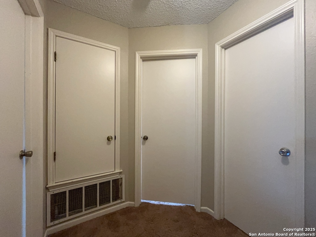 309 West Highland Drive Boerne, TX 78006 - Photo 20 of 32 a view of walk in closet