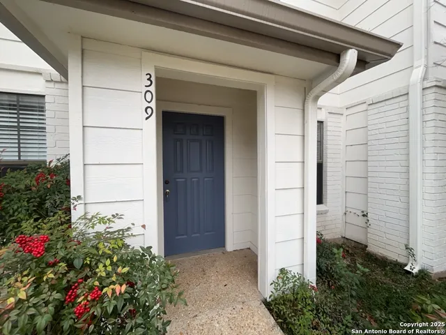 $1,275 | 309 West Highland Drive, Boerne, TX 78006