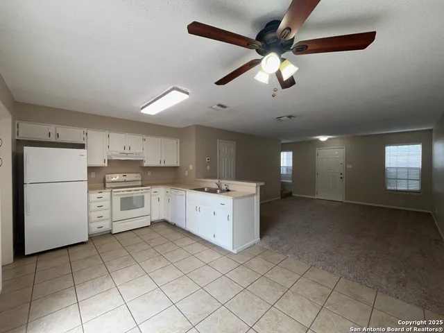 $1,275 | 309 West Highland Drive, Boerne, TX 78006