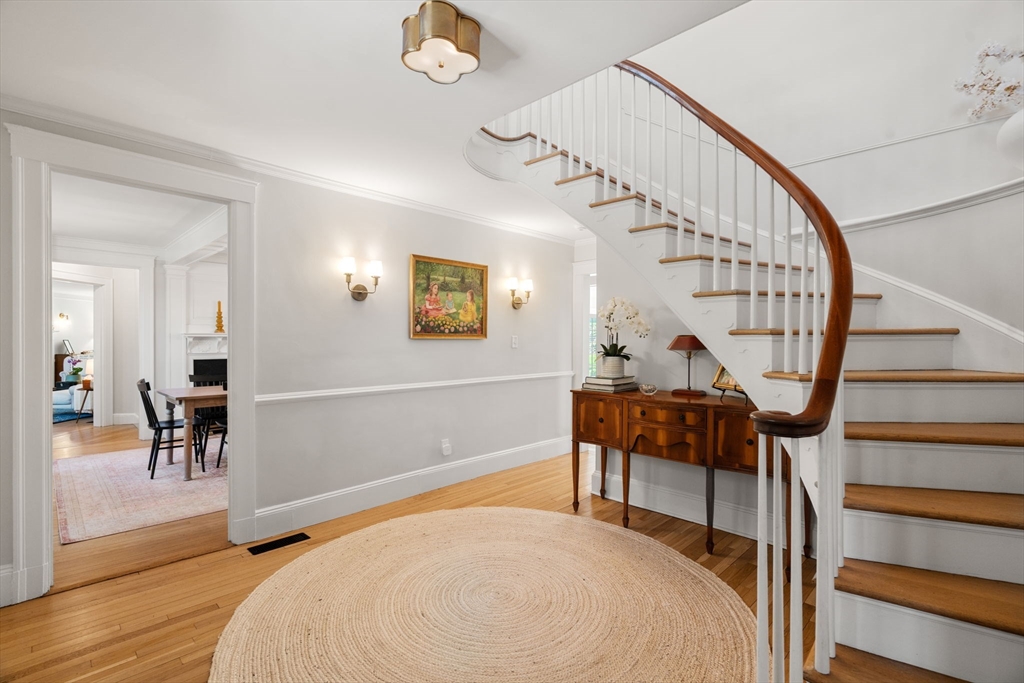 153 Ridgeway Road Weston, MA 02493 - Photo 3 of 42 Gallery Image 3