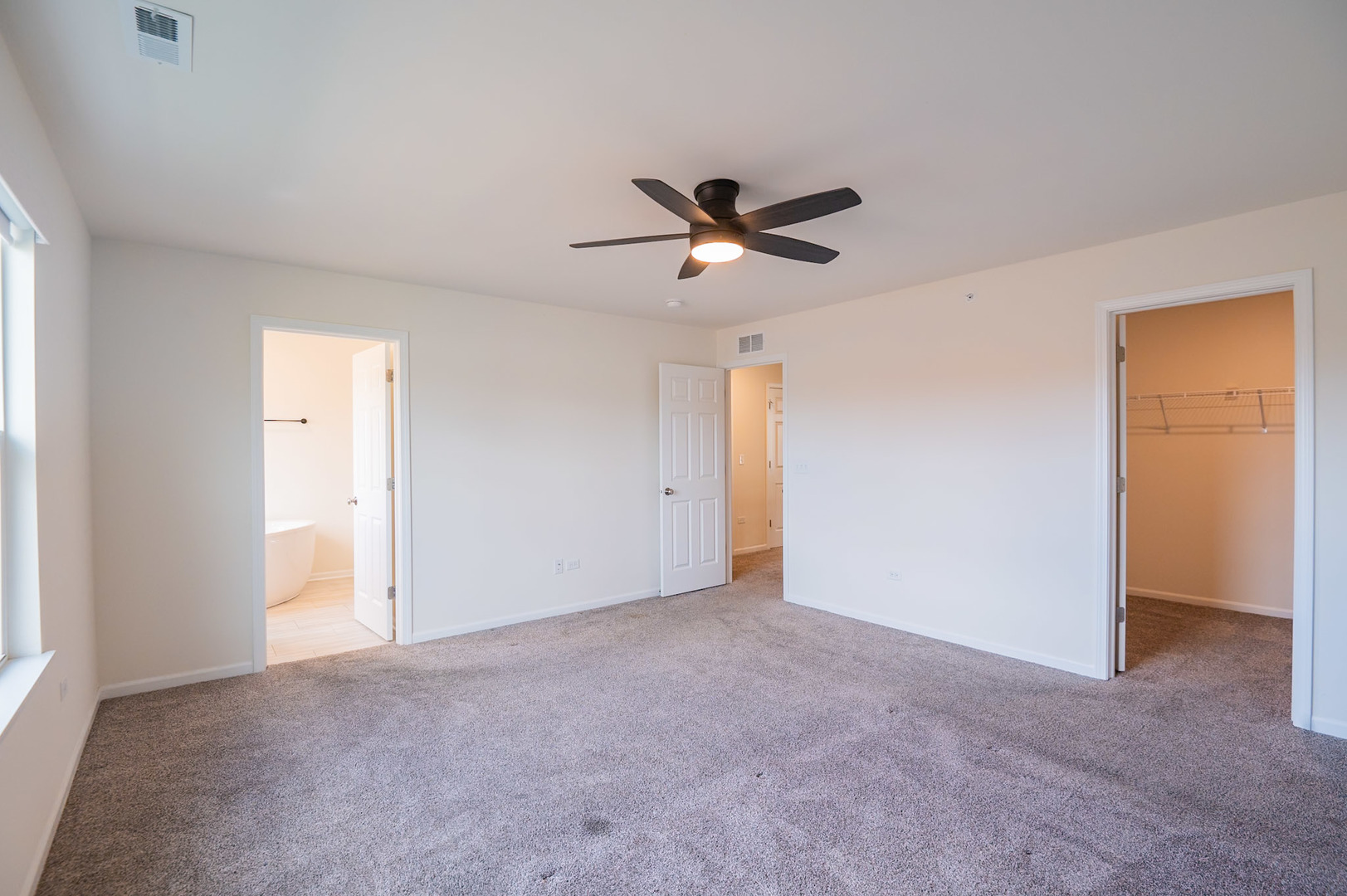 3102 Geranium Way Rolling Meadows, IL 60008 - Photo 13 of 18 Gallery Image 13