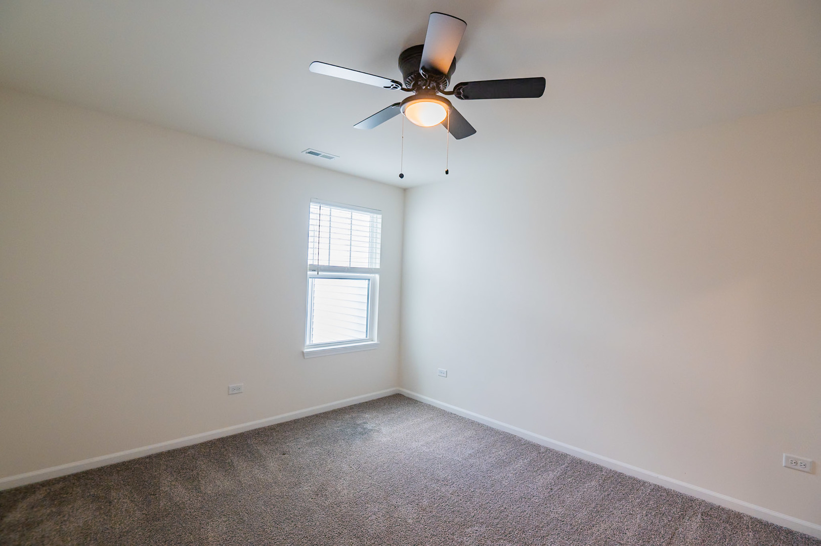 3102 Geranium Way Rolling Meadows, IL 60008 - Photo 8 of 18 Gallery Image 8