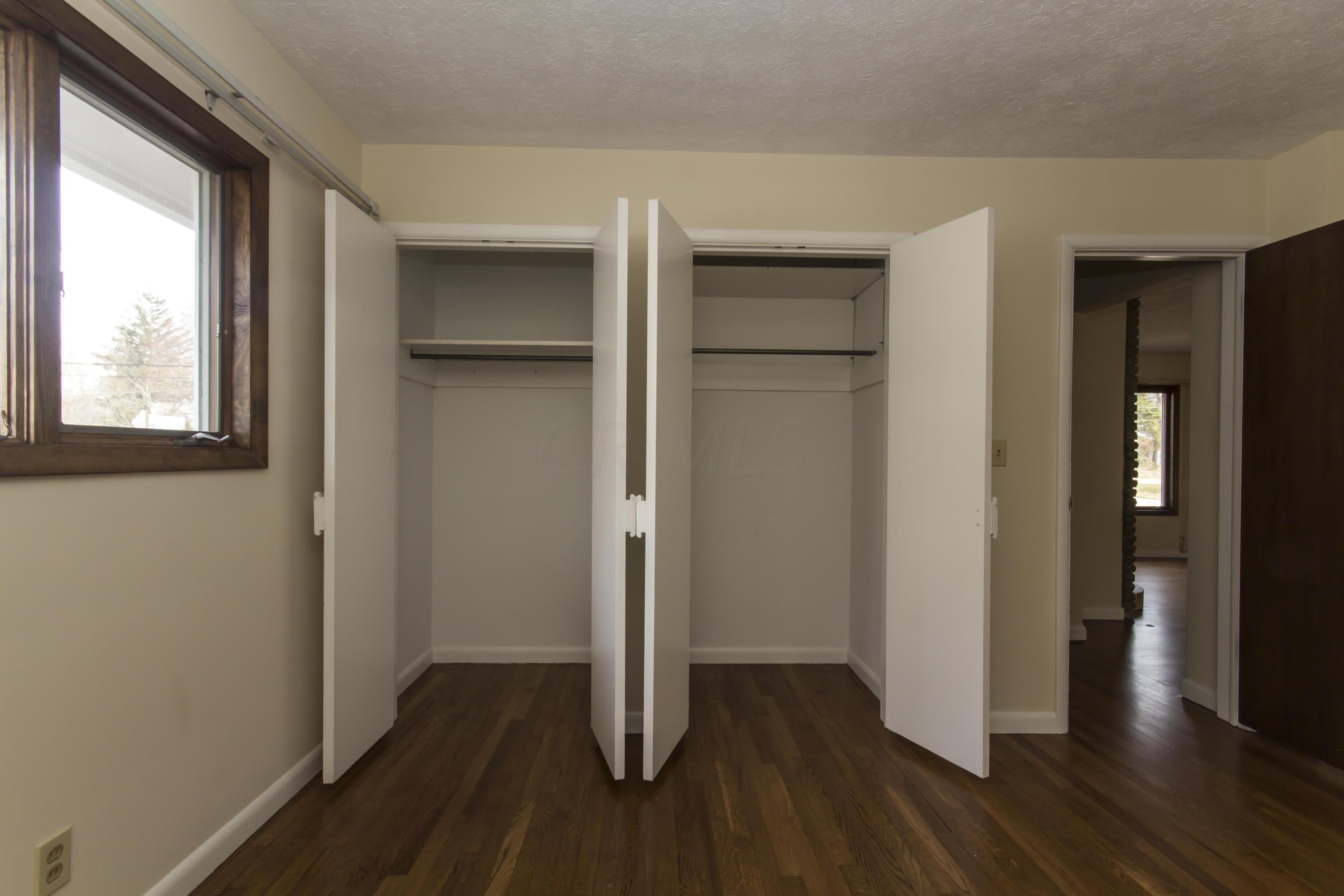 281 Carpenter Road Columbus, OH 43230 - Photo 14 of 23 Gallery Image 14