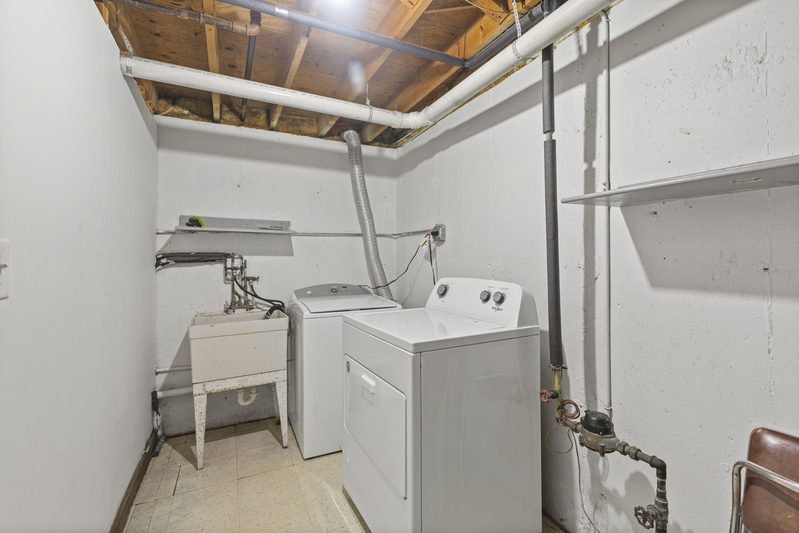 933 Ridge Avenue Mundelein, IL 60060 - Photo 15 of 17