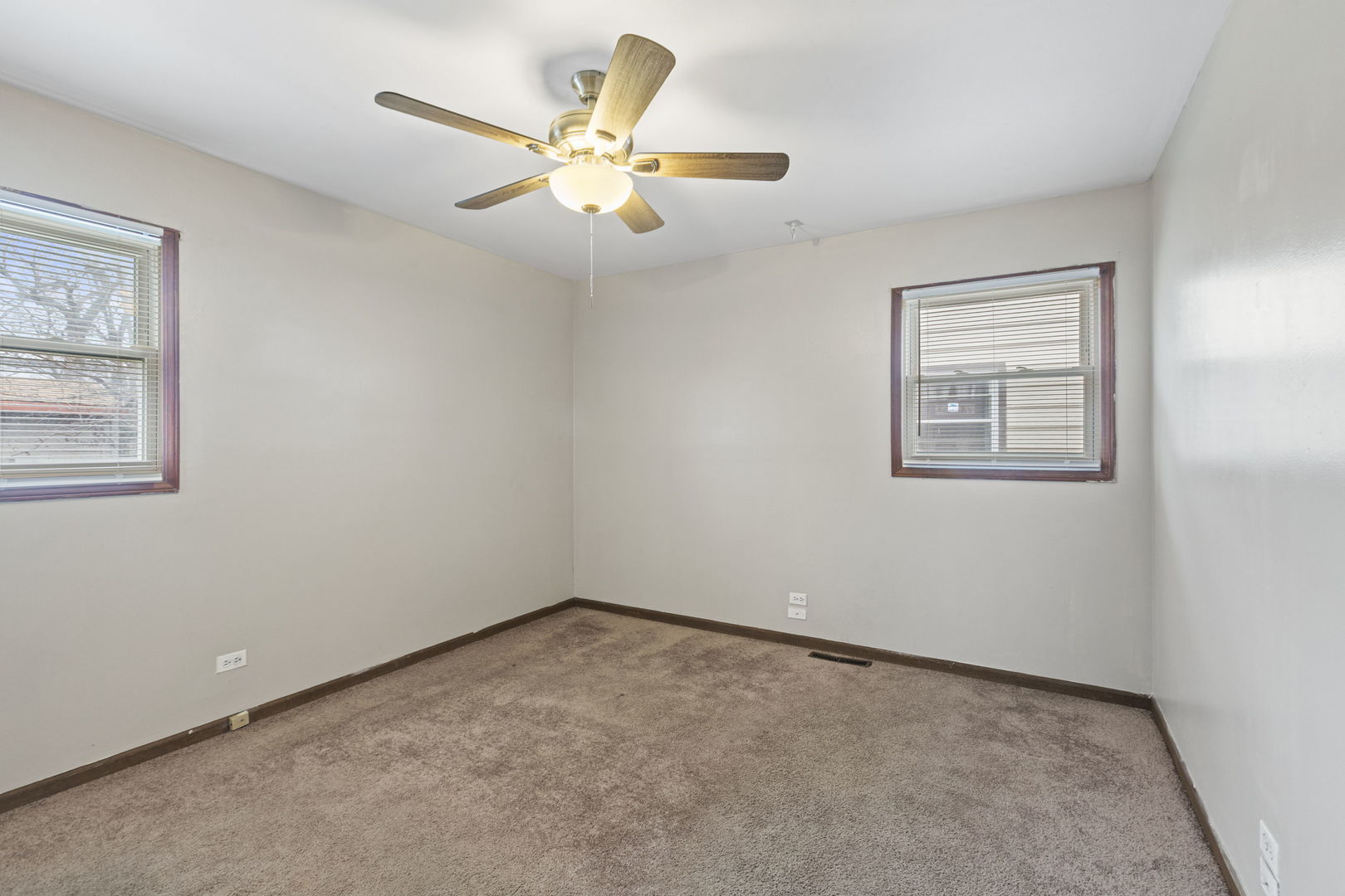 933 Ridge Avenue Mundelein, IL 60060 - Photo 6 of 17