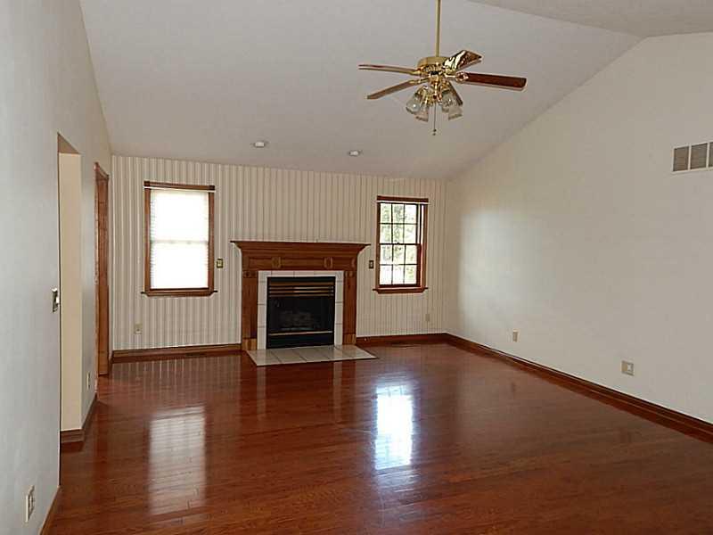 3080 Fairfield Pike Springfield, OH 45502 - Photo 3 of 25