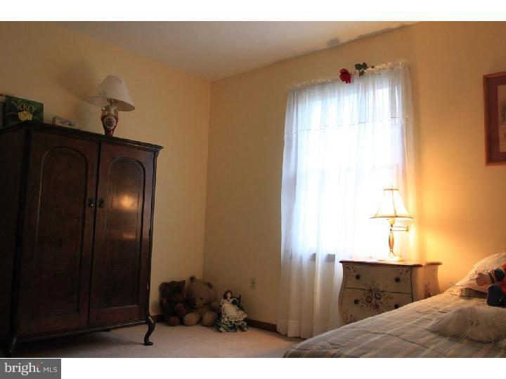 316 Fairview Road Reading, PA 19606 - Photo 14 of 23 Bedroom 3