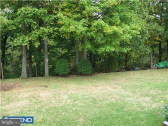 316 Fairview Road Reading, PA 19606 - Photo 3 of 23 Exterior Back