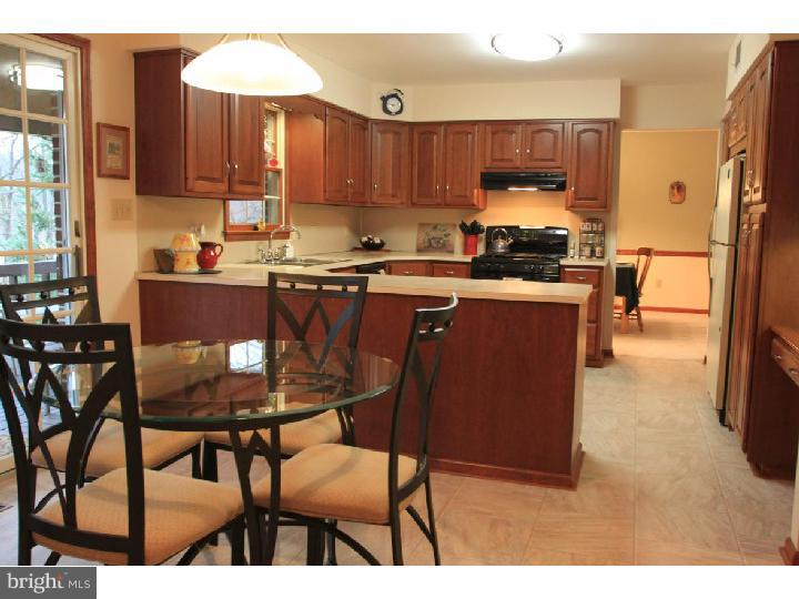 316 Fairview Road Reading, PA 19606 - Photo 8 of 23 Breakfast Room