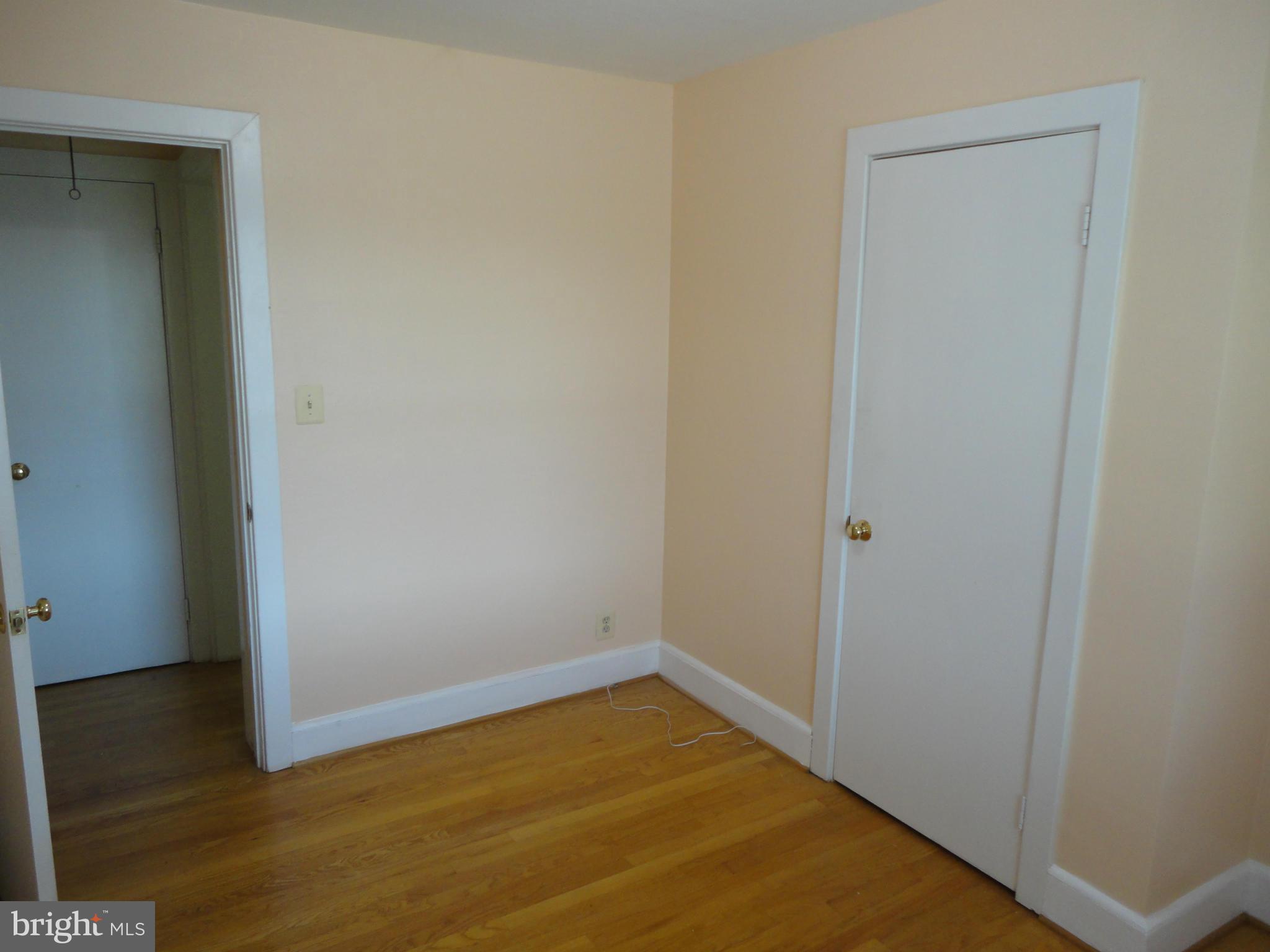131 Blue Ridge Street Warrenton, VA 20186 - Photo 14 of 18 Bedroom