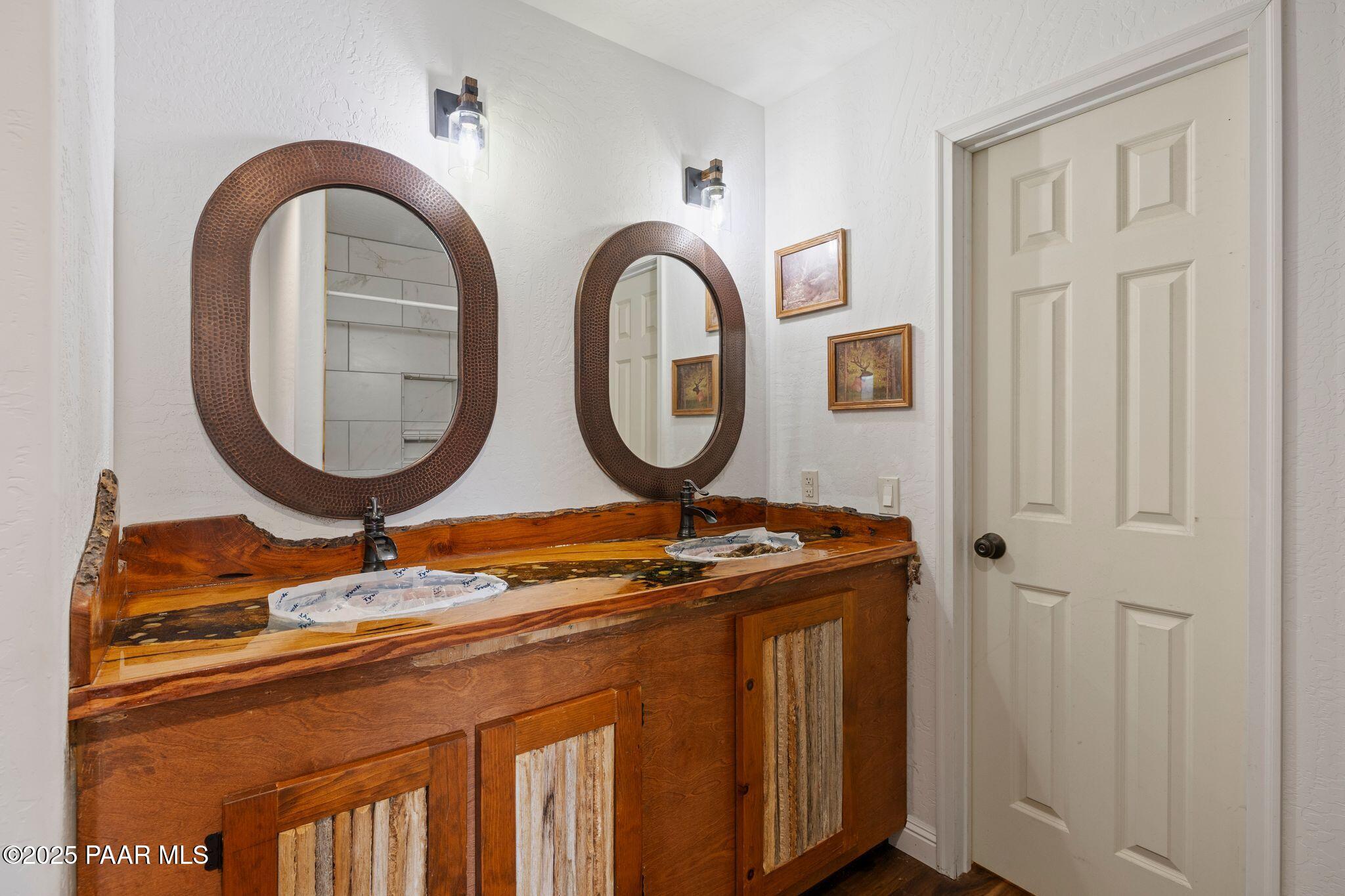 17200 South Dripping Springs Road Mayer, AZ 86333 - Photo 29 of 51 a front view of a house with granite countertop