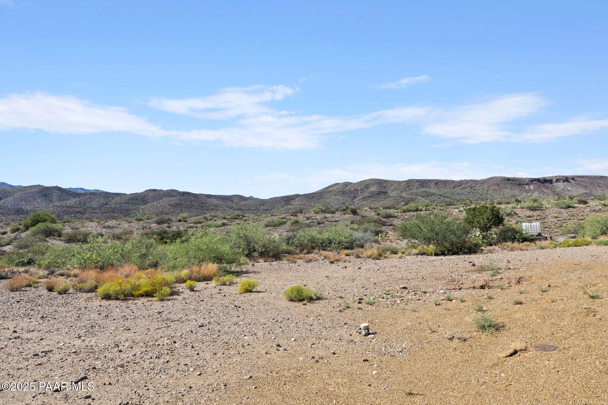 17200 South Dripping Springs Road Mayer, AZ 86333 - Photo 37 of 51 a view of a road with a stove