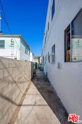 $1,895,000 | 123 South Westmoreland Avenue, Los Angeles, CA 90004