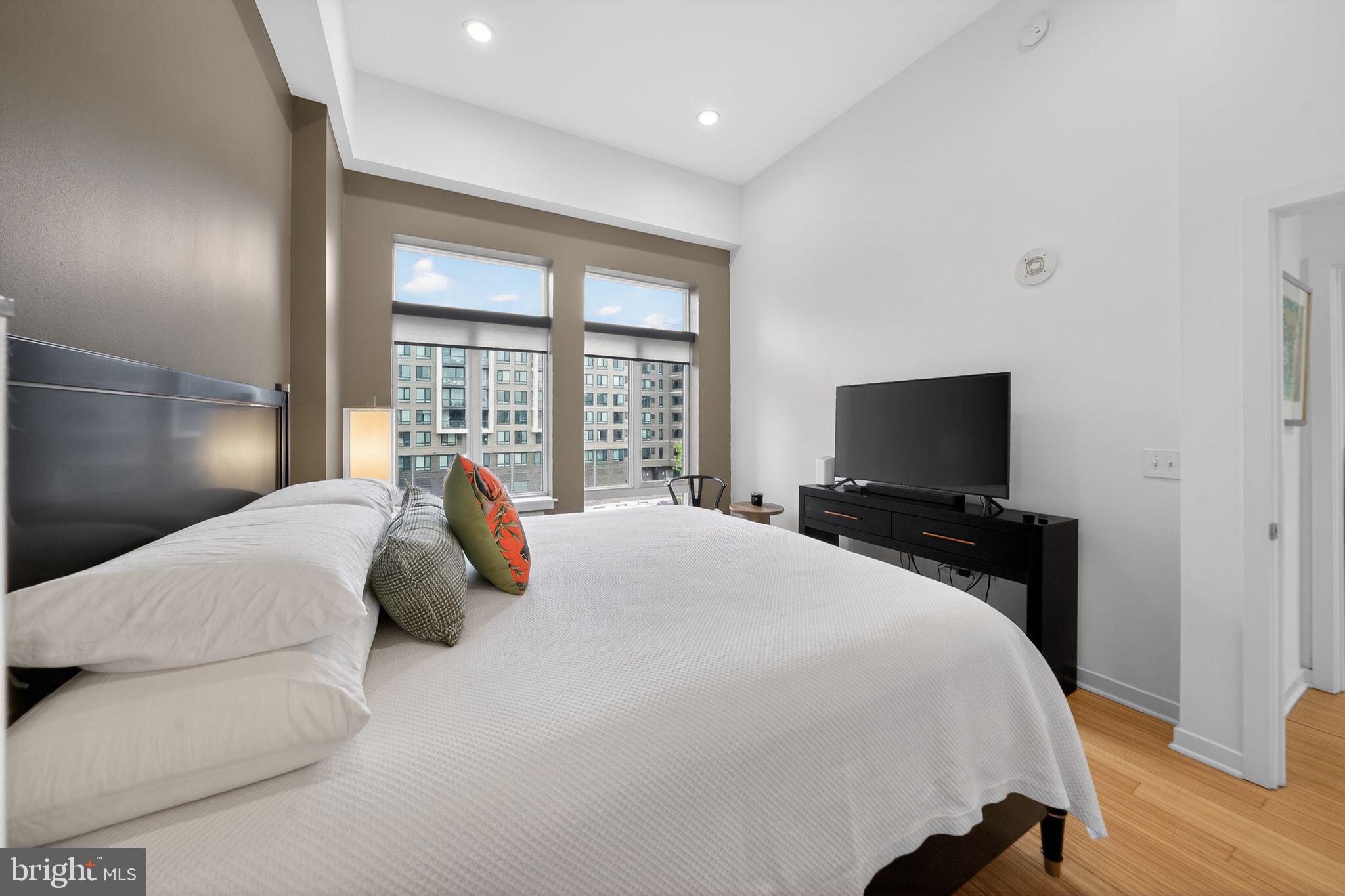 1900 Hamilton Street, Unit D15 Philadelphia, PA 19130 - Photo 22 of 51