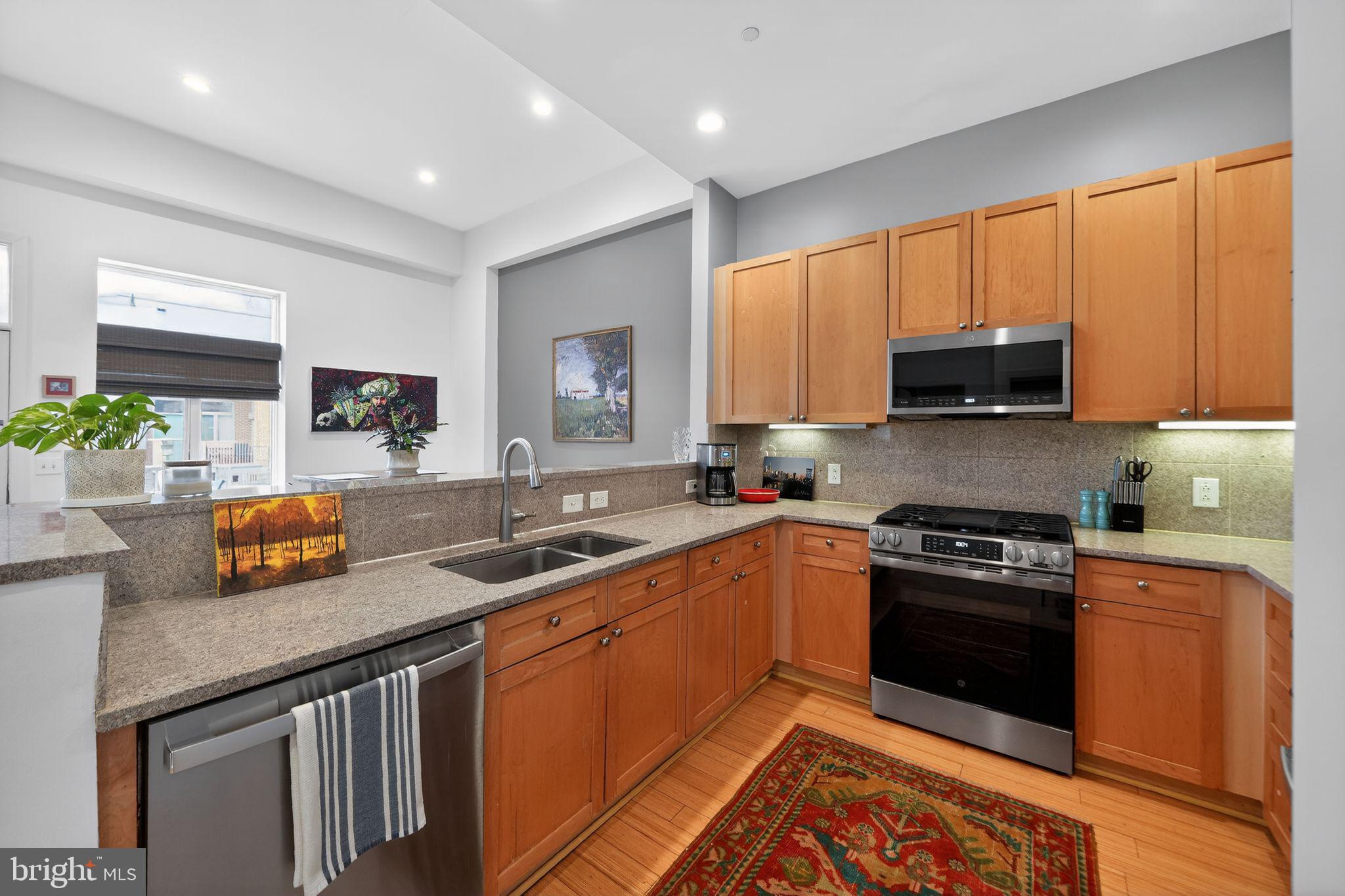 1900 Hamilton Street, Unit D15 Philadelphia, PA 19130 - Photo 10 of 51