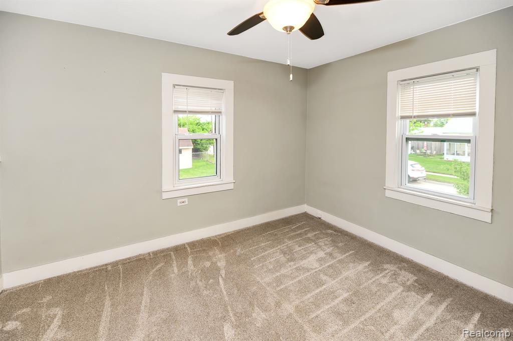17190 Twelve Mile Road Roseville, MI 48066 - Photo 10 of 16