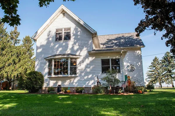 $325,000 | 114 Fillmore Street East, Wykoff, MN 55990