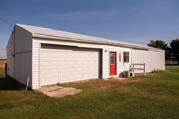 $325,000 | 114 Fillmore Street East, Wykoff, MN 55990