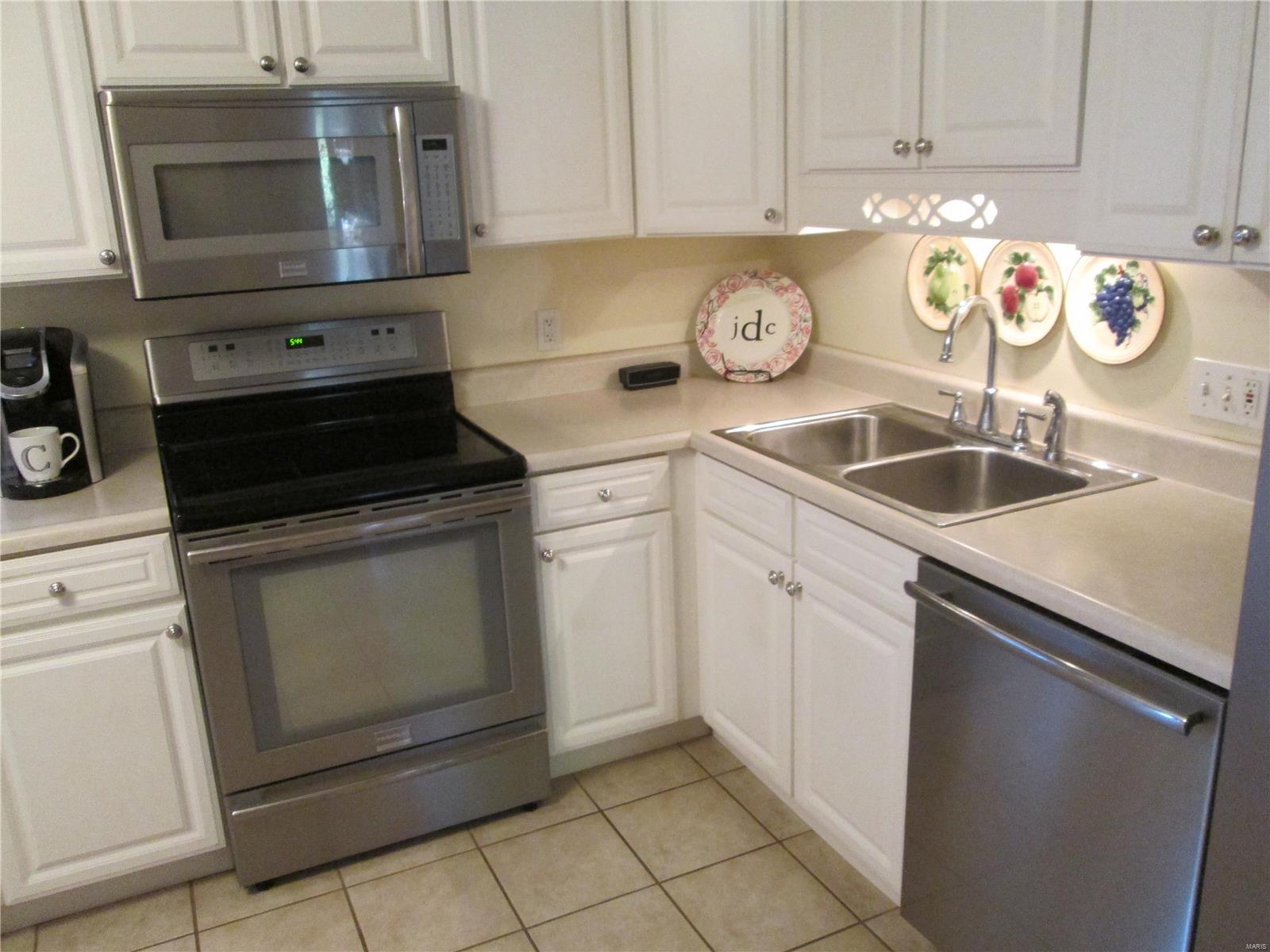 780 Buckley Road St. Louis, MO 63125 - Photo 18 of 23