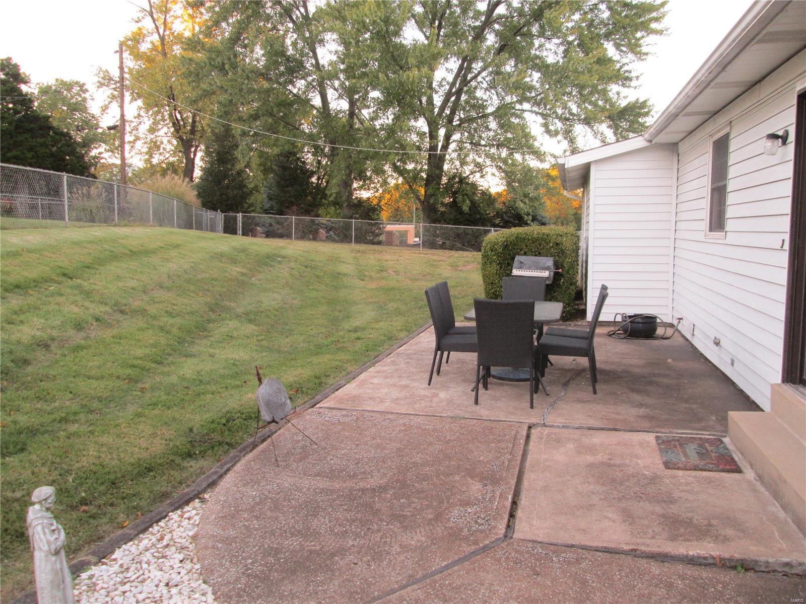 780 Buckley Road St. Louis, MO 63125 - Photo 19 of 23