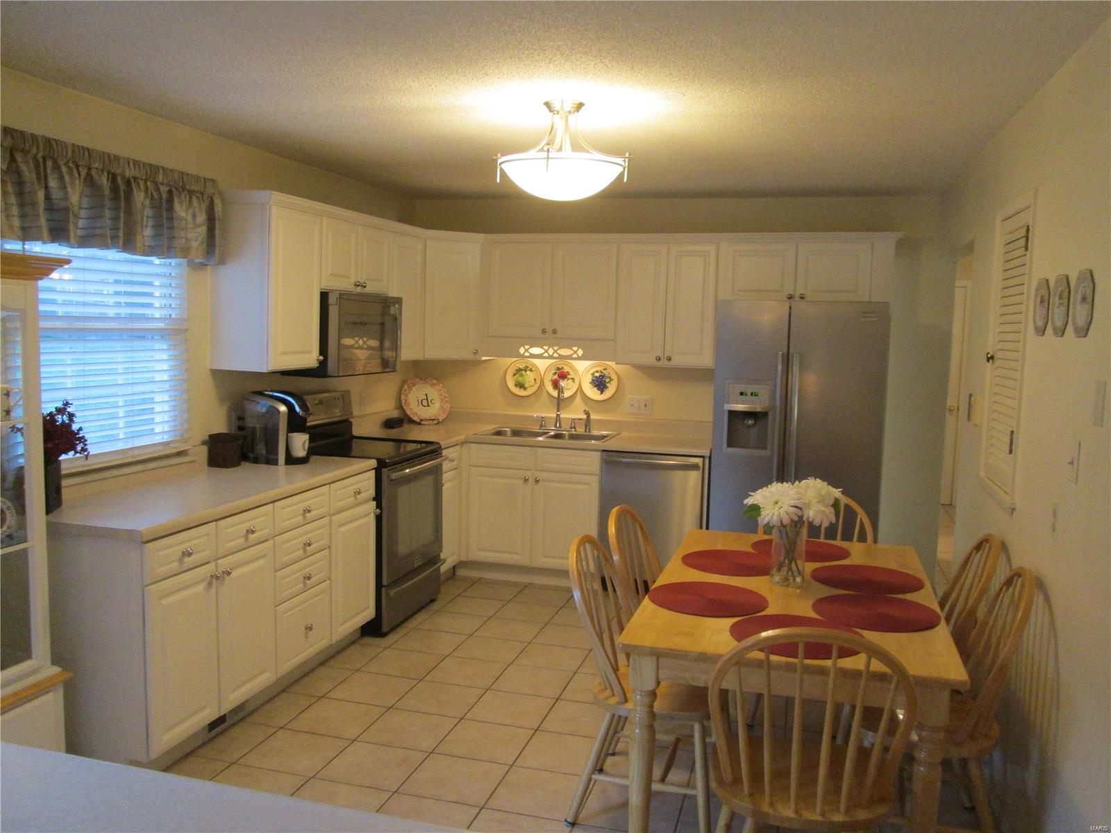 780 Buckley Road St. Louis, MO 63125 - Photo 4 of 23