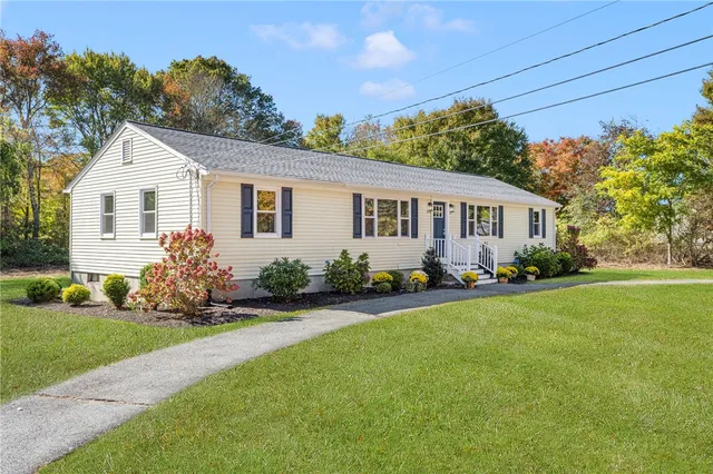 $259,900 | 622 Dry Bridge Road, North Kingstown, RI 02852