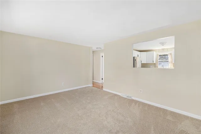 $259,900 | 622 Dry Bridge Road, North Kingstown, RI 02852