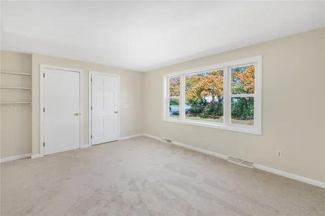 $259,900 | 622 Dry Bridge Road, North Kingstown, RI 02852