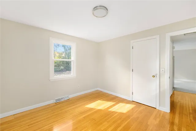 $259,900 | 622 Dry Bridge Road, North Kingstown, RI 02852