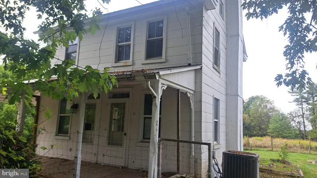 $225,000 | 21 North York Road, Dillsburg, PA 17019