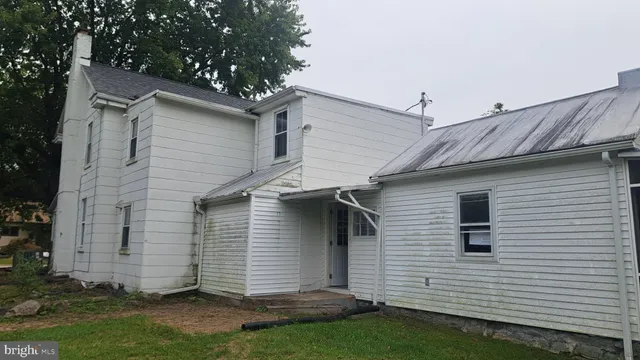 a view of a door of the house