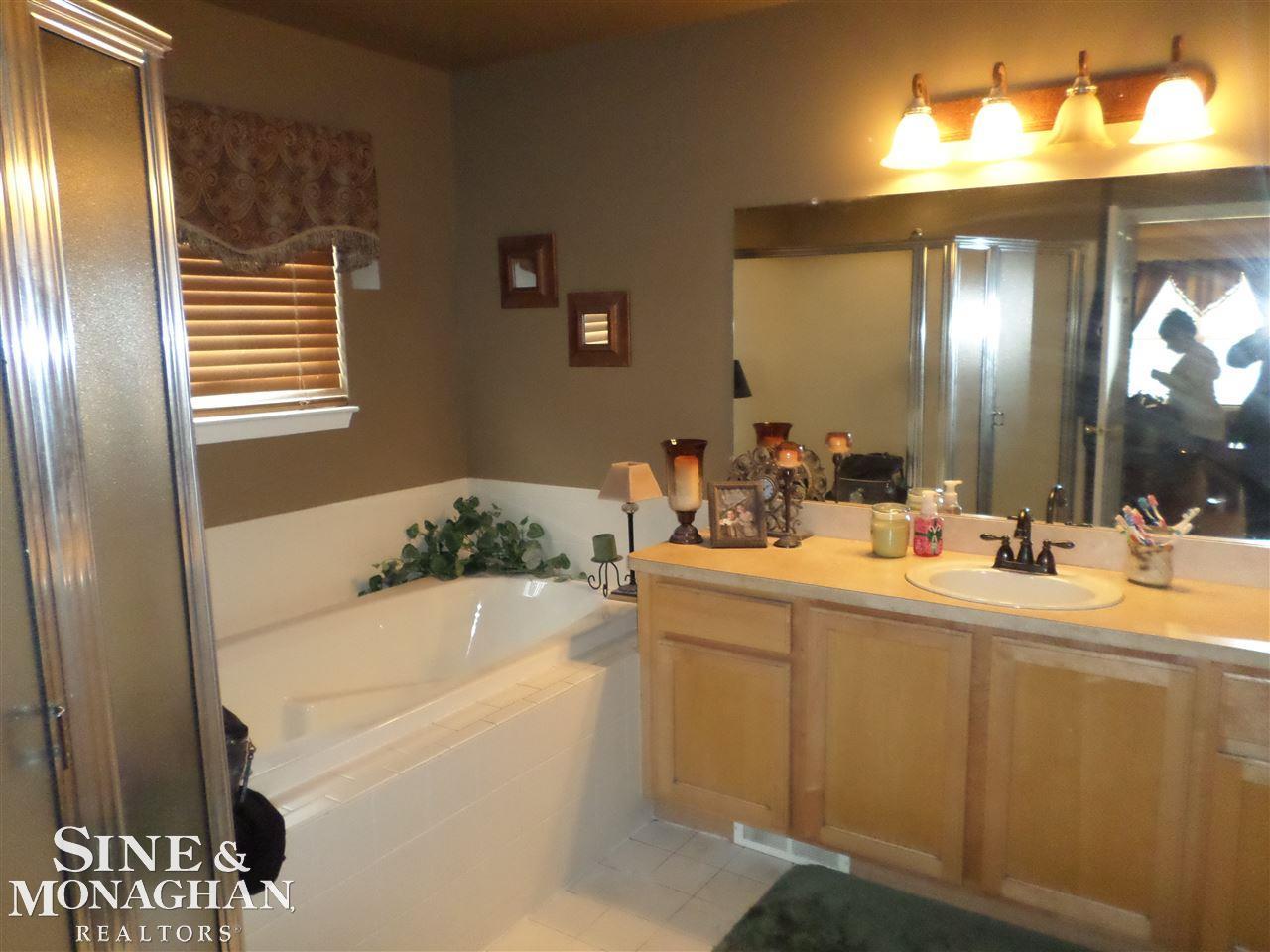53056 Molenda Road Chesterfield, MI 48051 - Photo 26 of 50