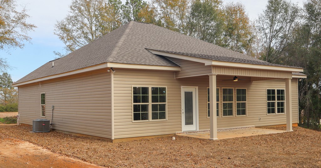 146 Gulledge Road Headland, AL 36345 - Photo 15 of 31